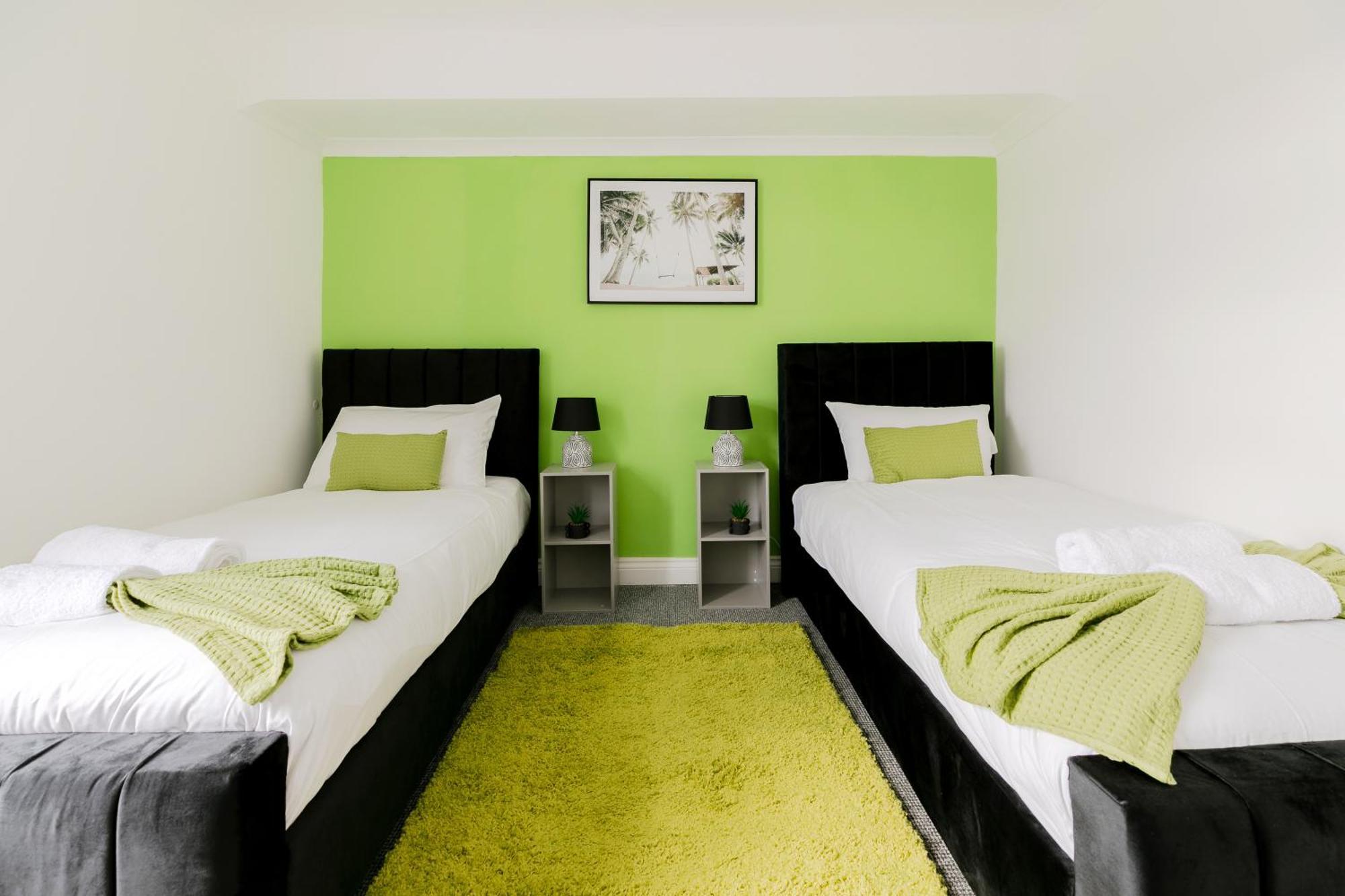 5Br House, Free Parking Offa12, Contractor, Big Families, Relocation Βίλα Redbridge Εξωτερικό φωτογραφία