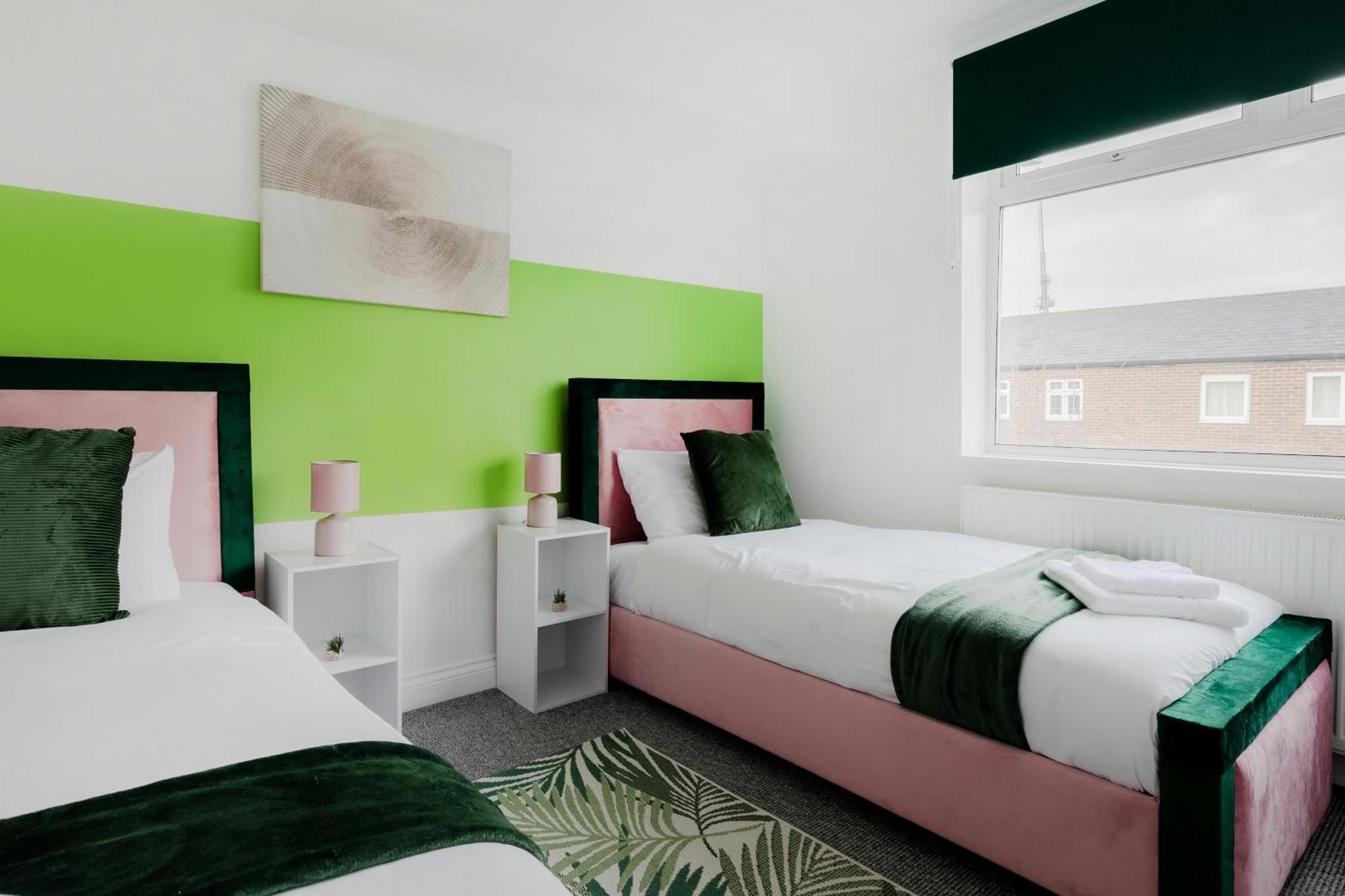 5Br House, Free Parking Offa12, Contractor, Big Families, Relocation Βίλα Redbridge Εξωτερικό φωτογραφία