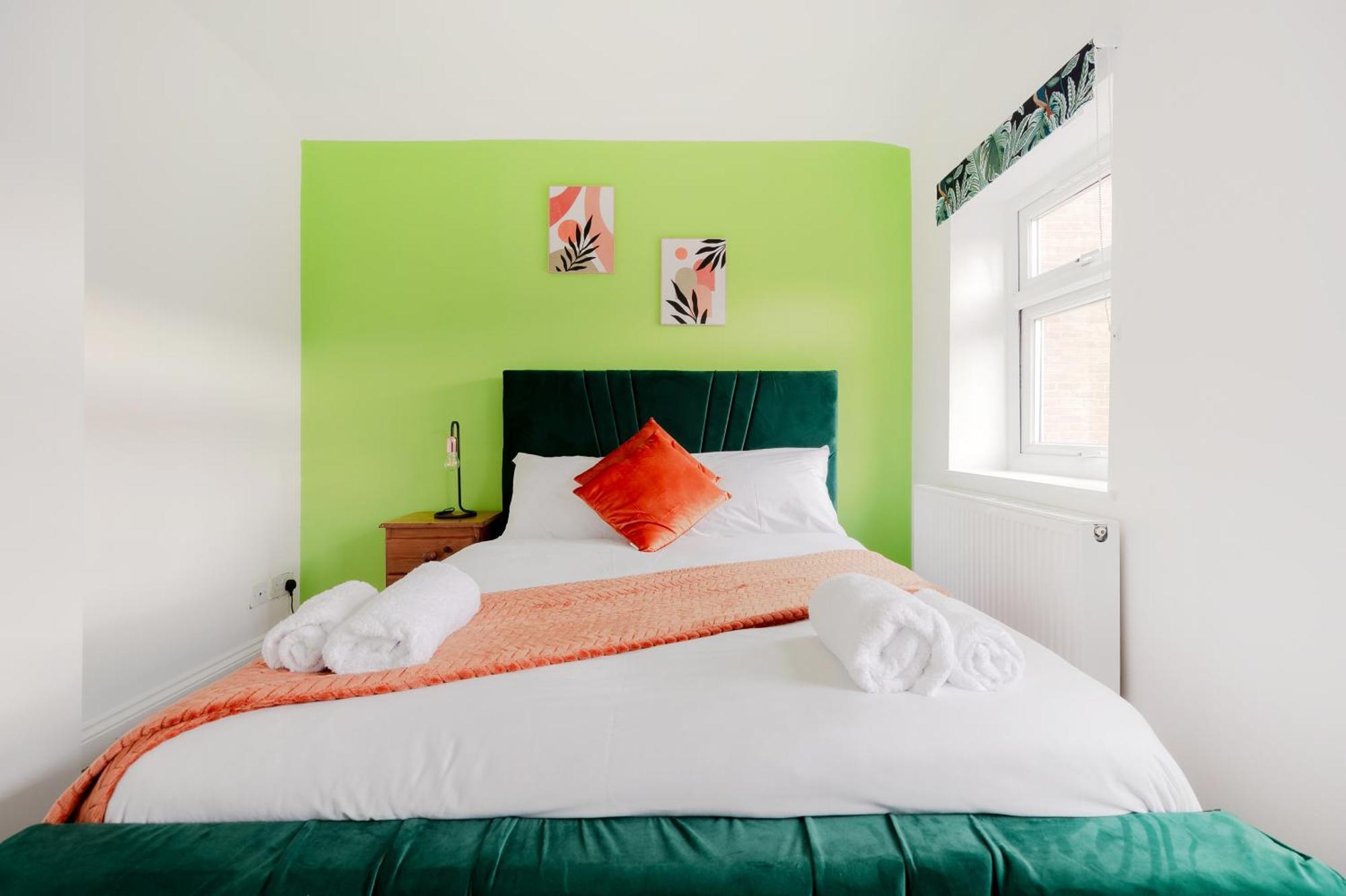 5Br House, Free Parking Offa12, Contractor, Big Families, Relocation Βίλα Redbridge Εξωτερικό φωτογραφία