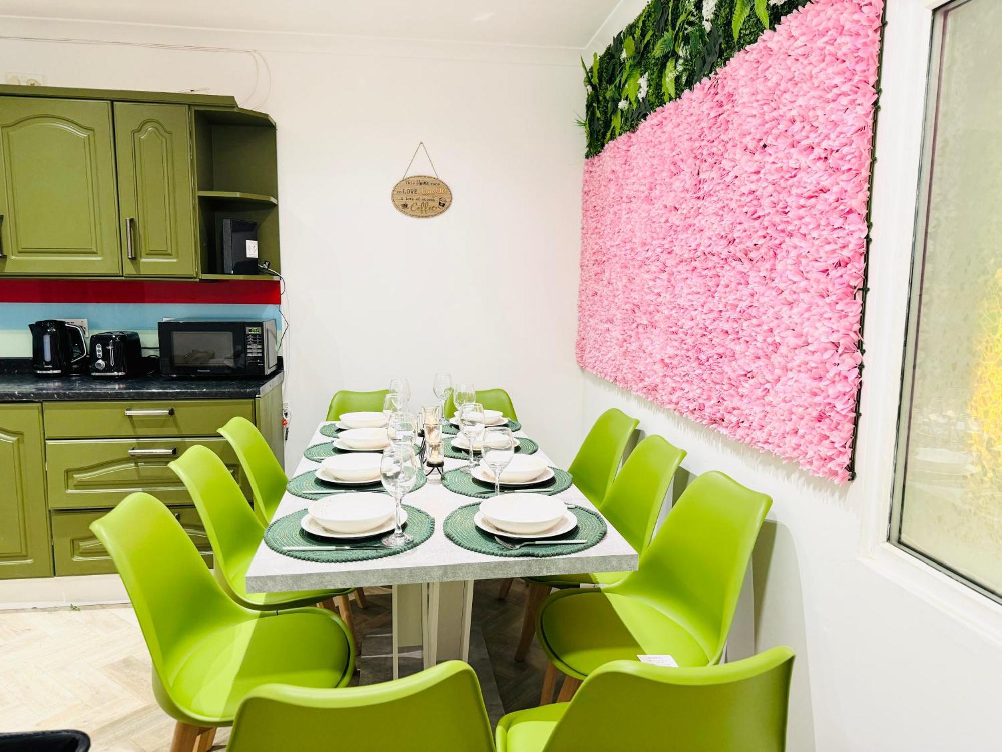 5Br House, Free Parking Offa12, Contractor, Big Families, Relocation Βίλα Redbridge Εξωτερικό φωτογραφία