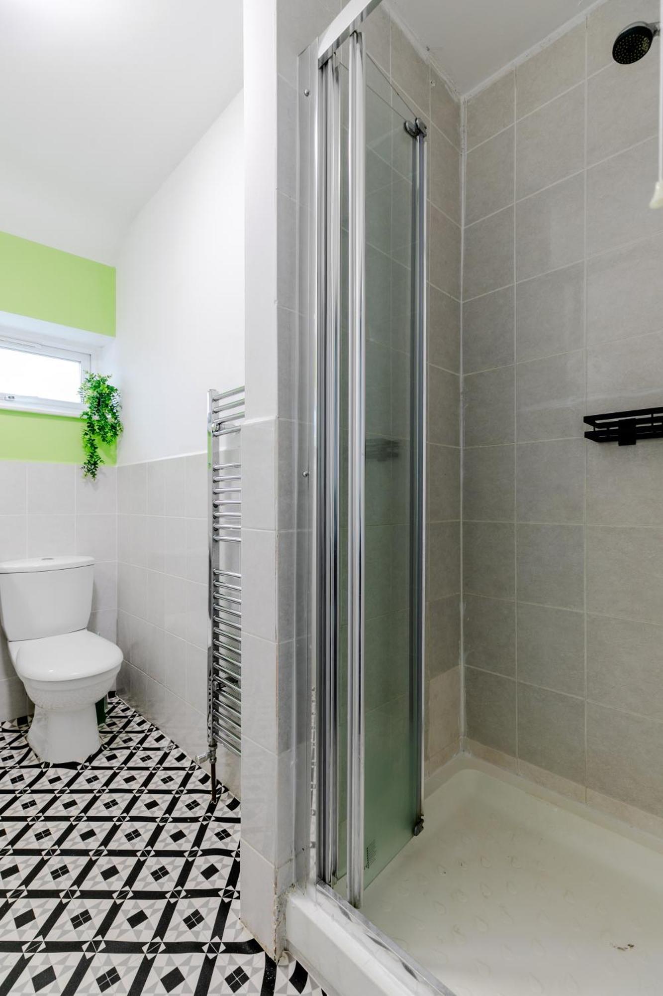 5Br House, Free Parking Offa12, Contractor, Big Families, Relocation Βίλα Redbridge Εξωτερικό φωτογραφία