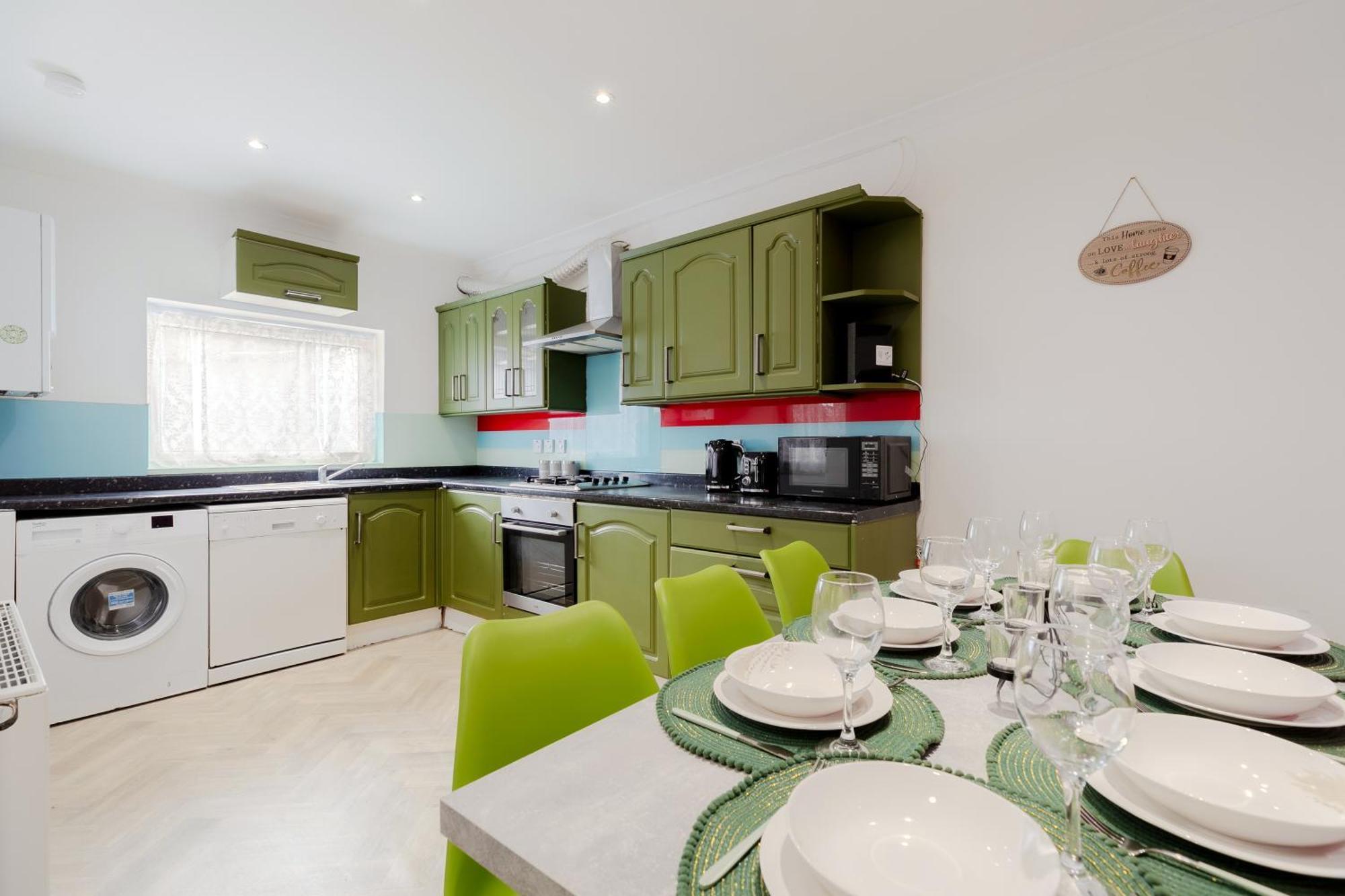 5Br House, Free Parking Offa12, Contractor, Big Families, Relocation Βίλα Redbridge Εξωτερικό φωτογραφία