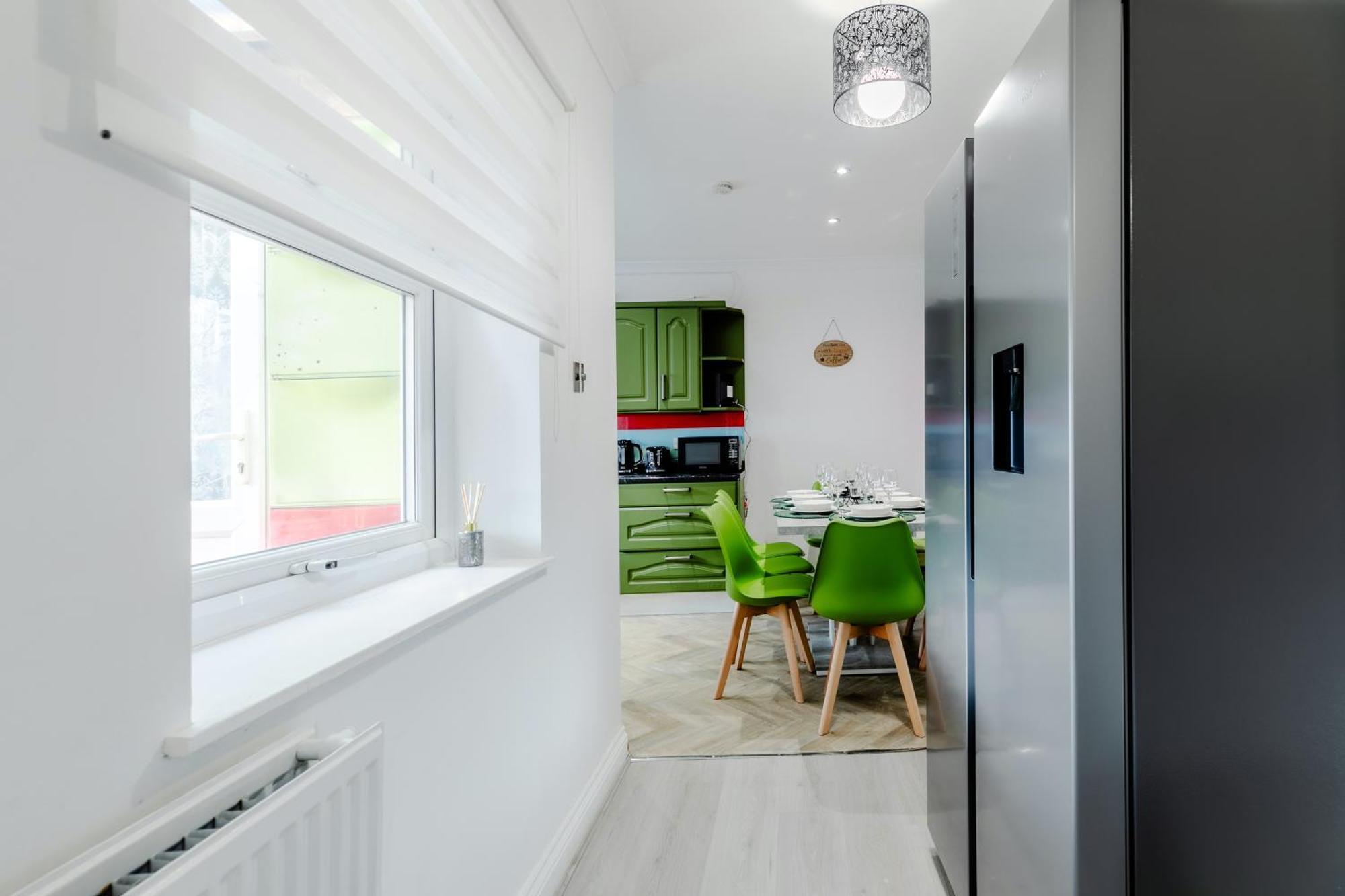 5Br House, Free Parking Offa12, Contractor, Big Families, Relocation Βίλα Redbridge Εξωτερικό φωτογραφία