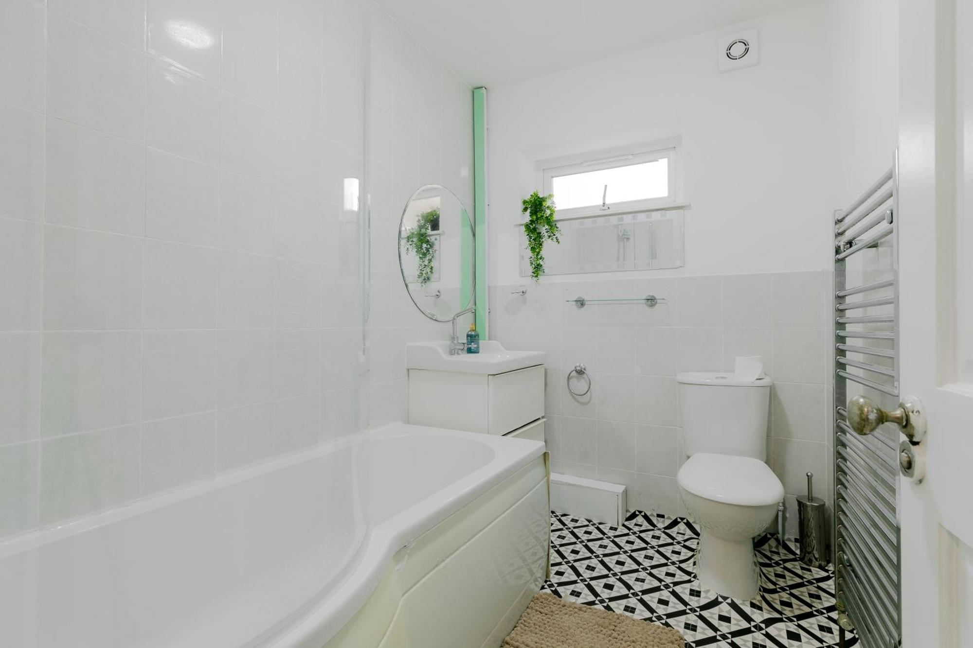 5Br House, Free Parking Offa12, Contractor, Big Families, Relocation Βίλα Redbridge Εξωτερικό φωτογραφία